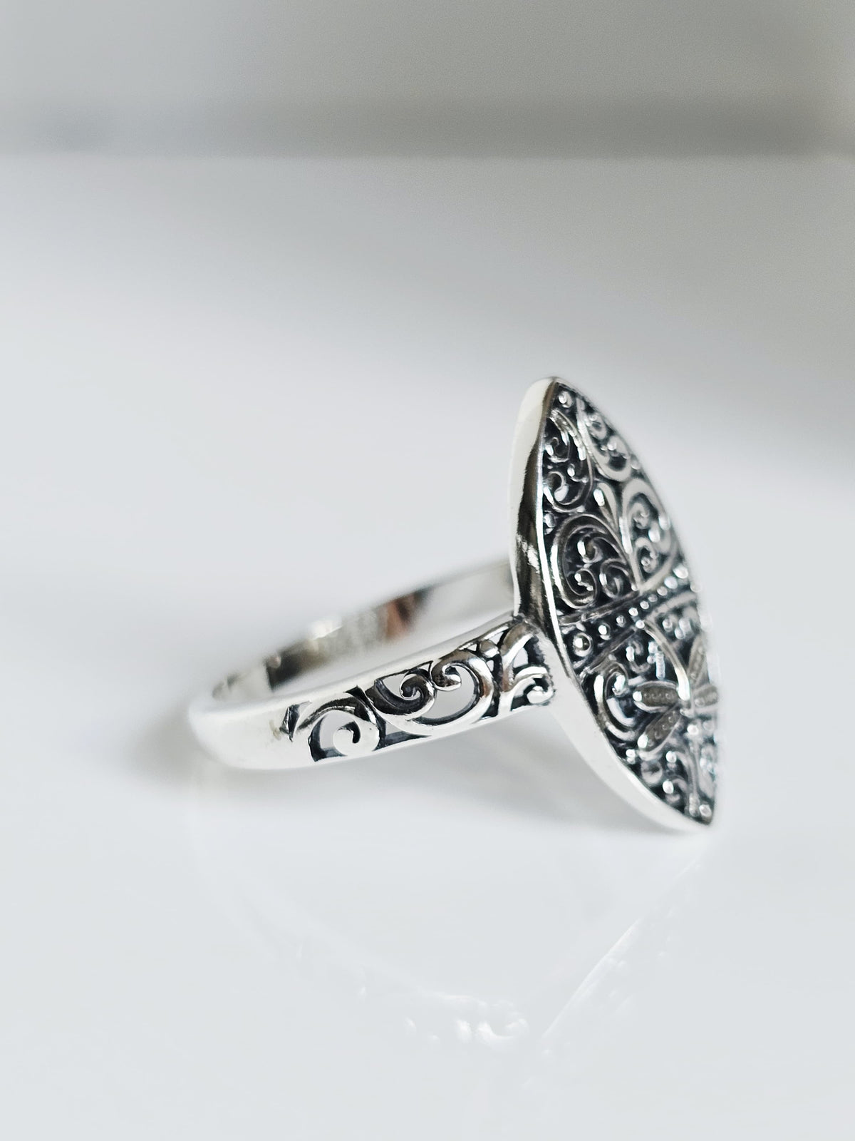 Dragonfly Ring – 925 Sterling Silver with Oxidized Finish