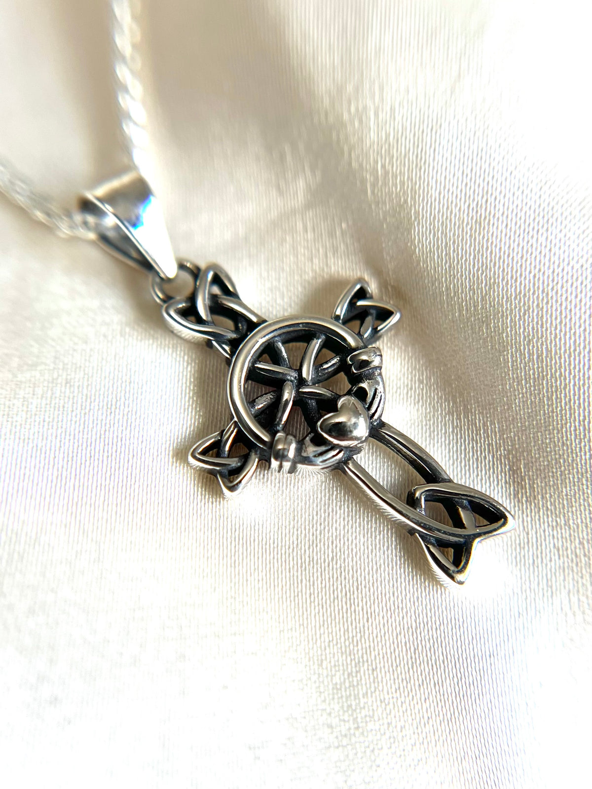 Celtic Irish Claddagh Pendant 925 Sterling Silver