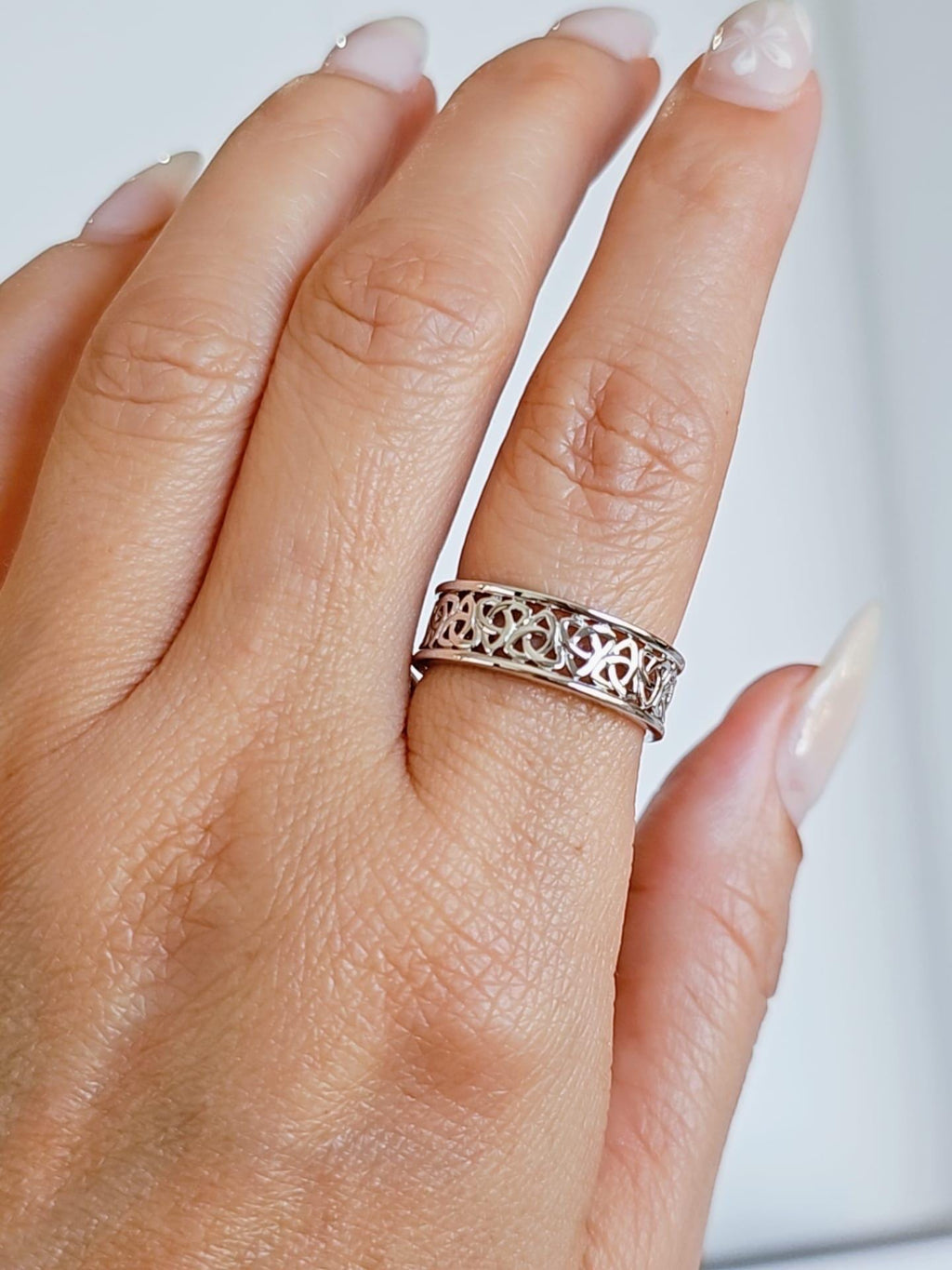 Celtic Outer Rims Triquetra Ring – Sterling Silver
