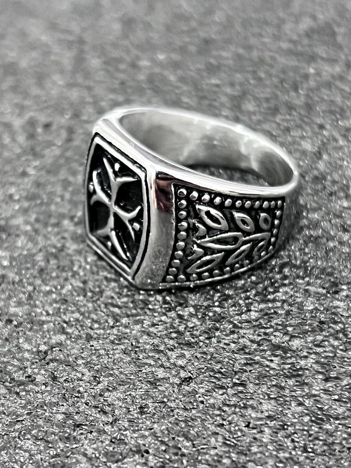 Cross Ring – Stainless Steel