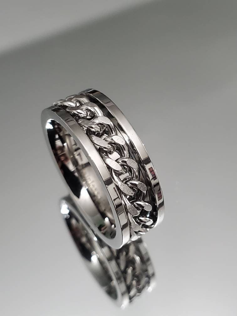 8mm Polished Stainless Steel Chain Link Spinner Ring – Men’s Wedding Band & Meditation Ring (316L)