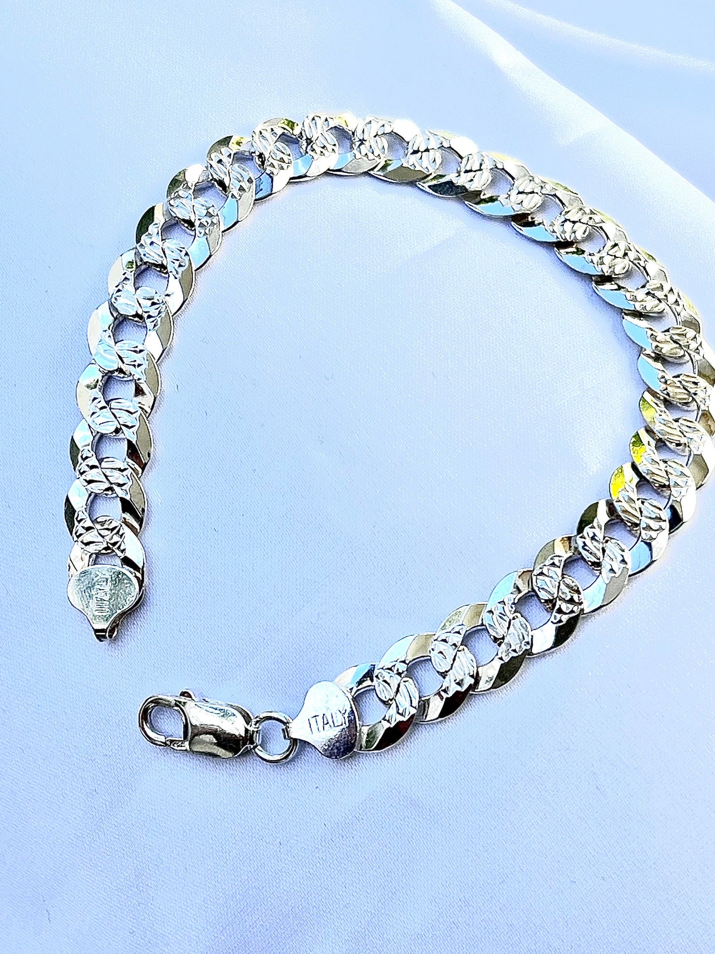 Chic Sterling Silver Men's Bracelet Paved Curb Flat