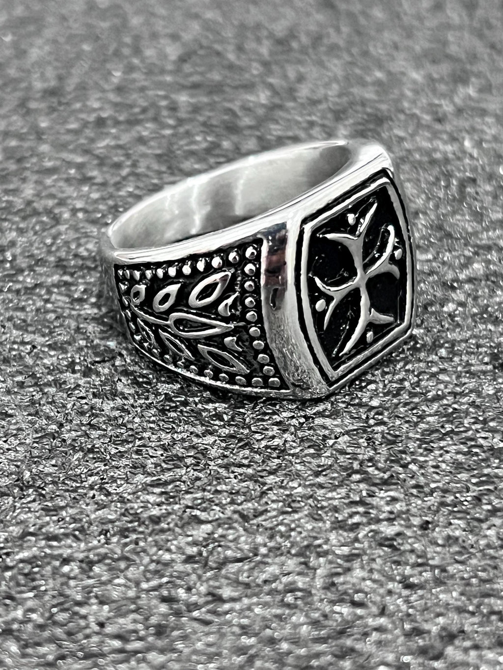 Cross Ring – Stainless Steel