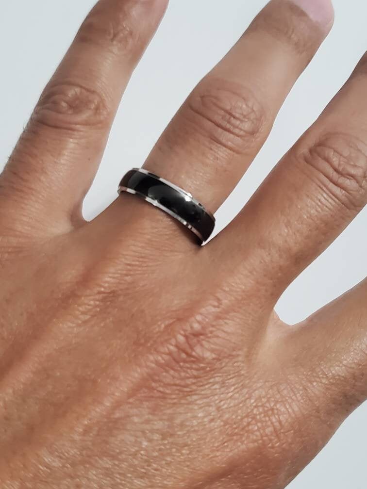 Simple Black Band