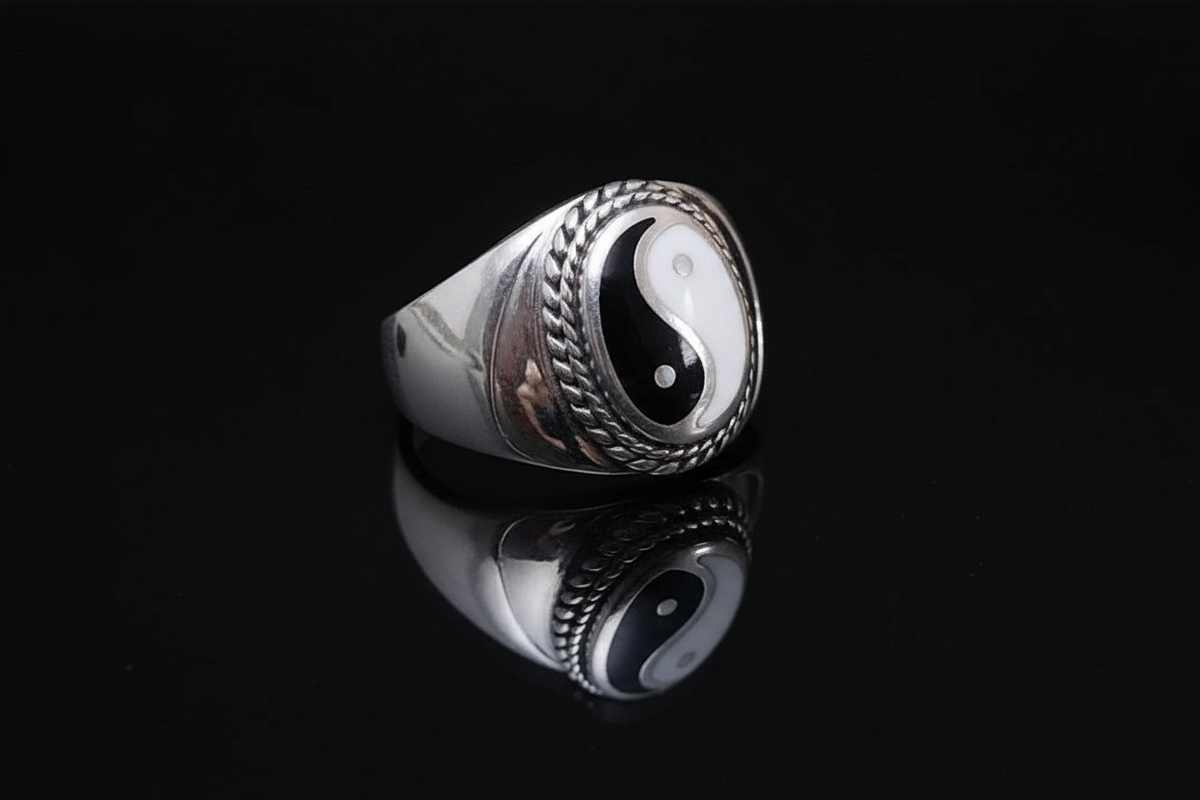 Yin Yang Men's Signet Ring – 925 Sterling Silver