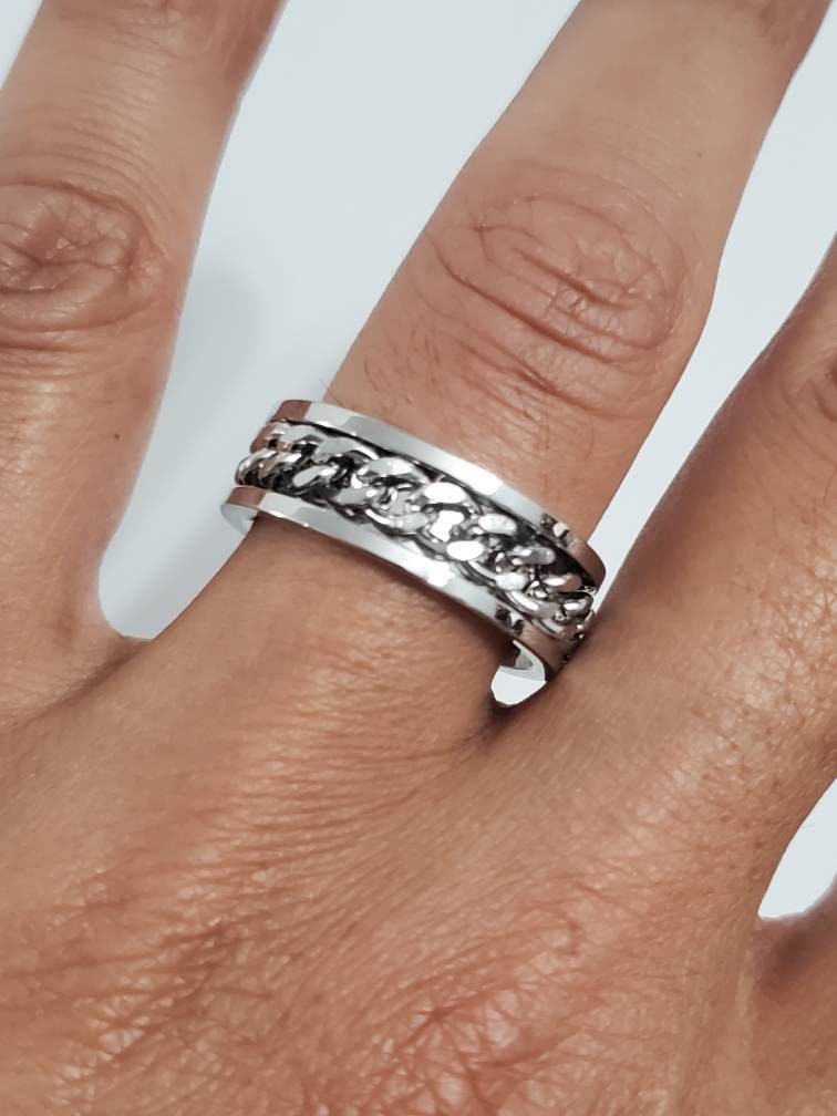 8mm Polished Stainless Steel Chain Link Spinner Ring – Men’s Wedding Band & Meditation Ring (316L)