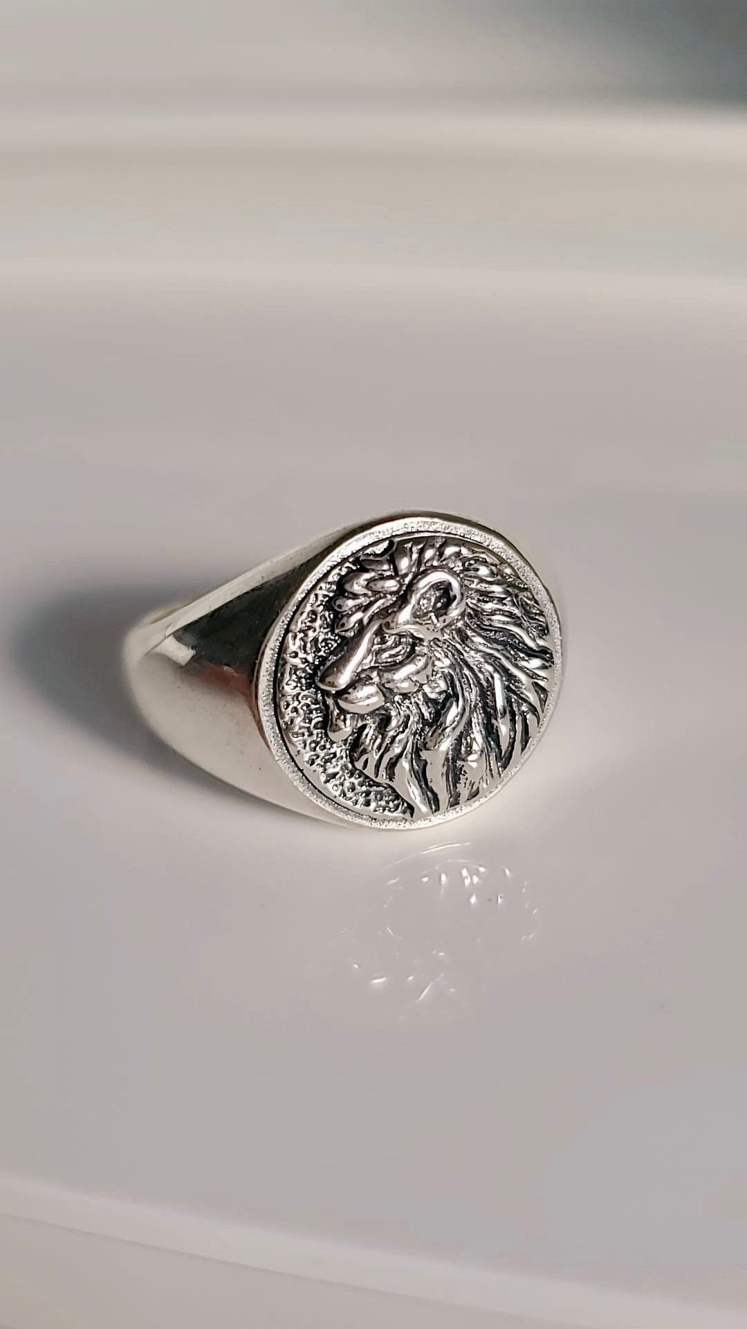 Lion's Ring