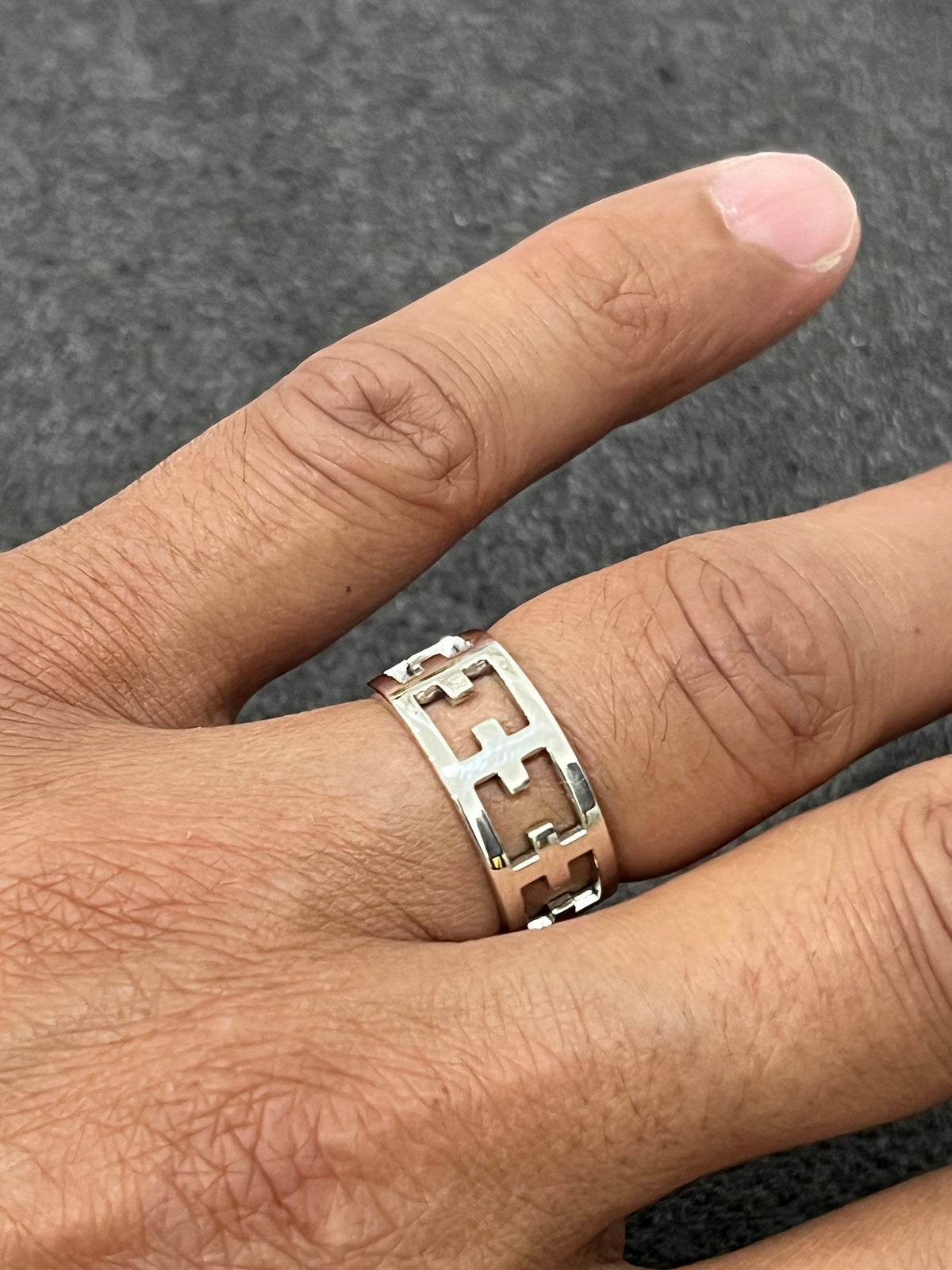 Cross Men's Band – Sterling Silver