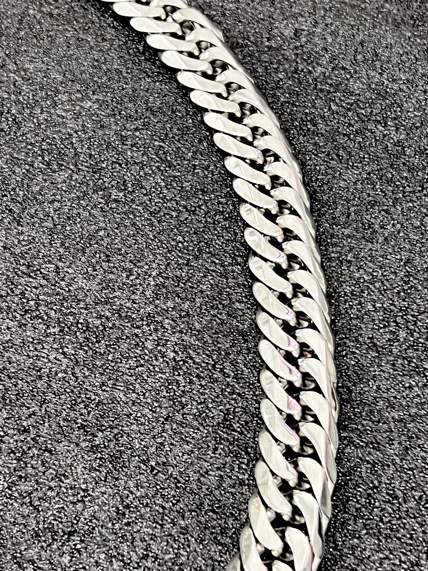 Curb Cuban Link Chain