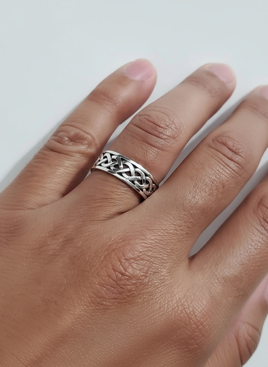 Celtic Woven Ring 925 Sterling Silver 7mm Unisex Wedding Band Oxidized