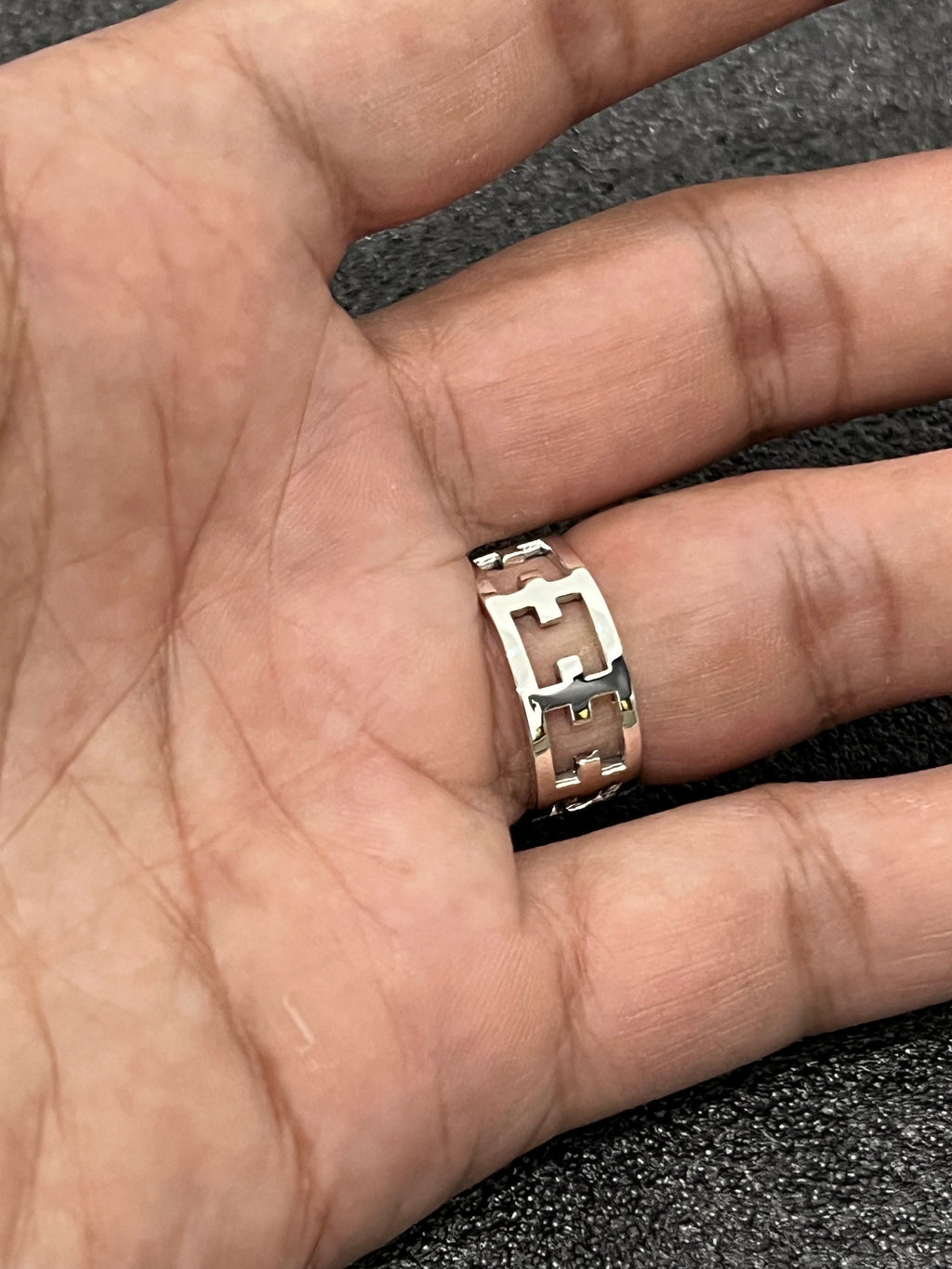 Cross Men's Band – Sterling Silver