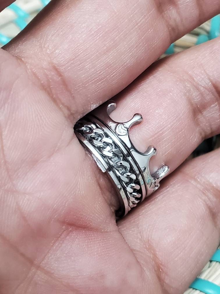 Crown Unisex Ring – Stainless Steel