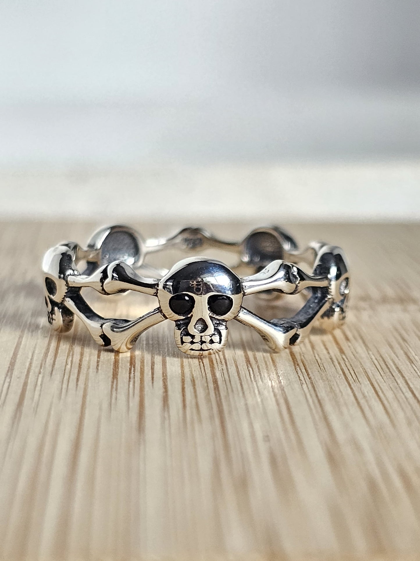 Sterling Silver Skull and Crossbones Ring – Gothic Eternity Band, Unisex, Oxidized Finish, Halloween Jewelry