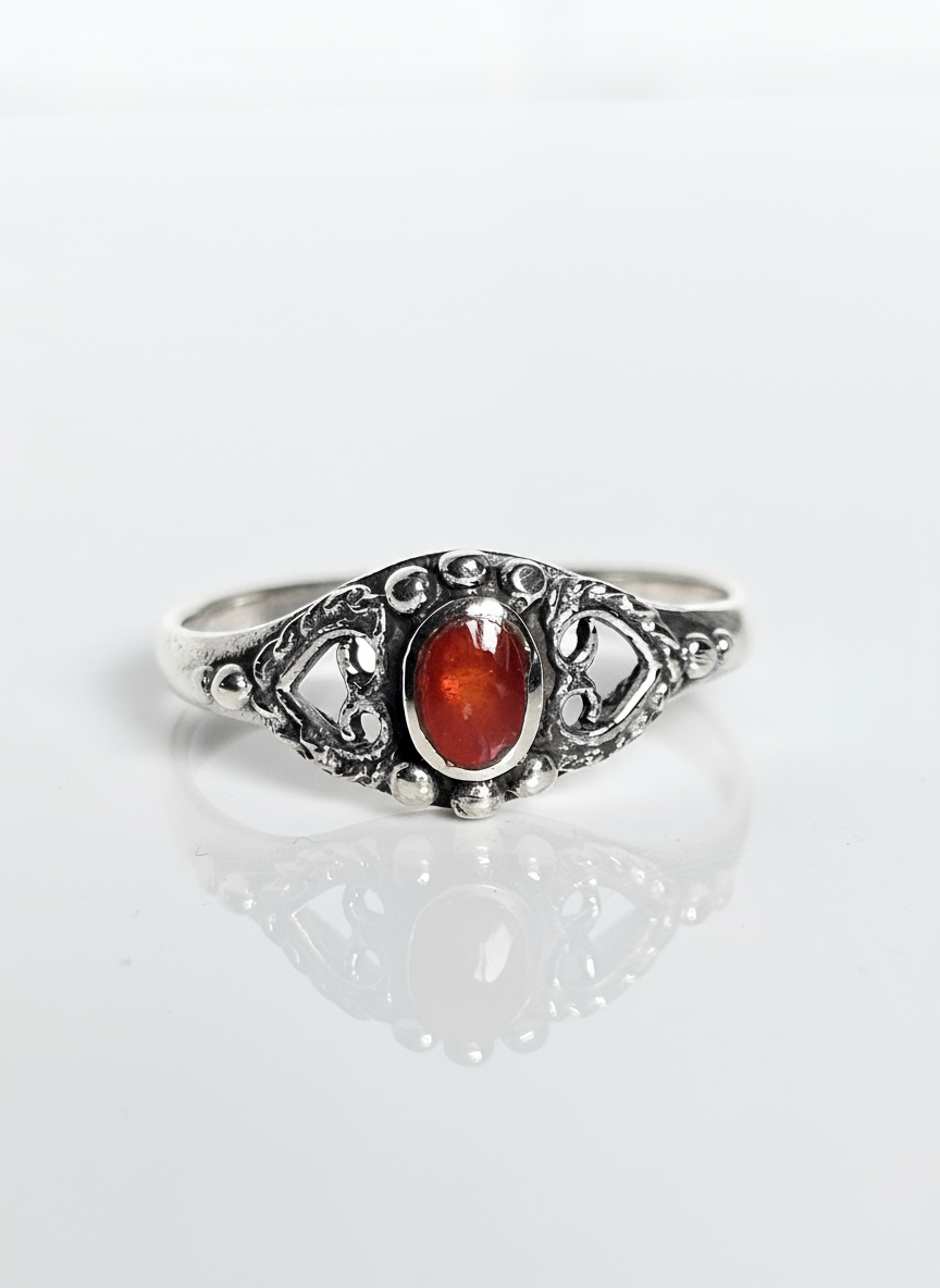 Sterling Silver Signet Ring with Red Agate Stone - Unisex 8mm Face, 2mm Band