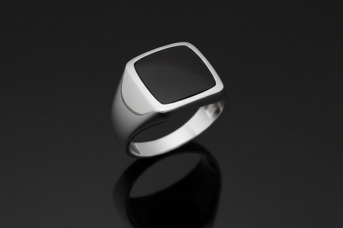 Onyx Ring – Sterling Silver