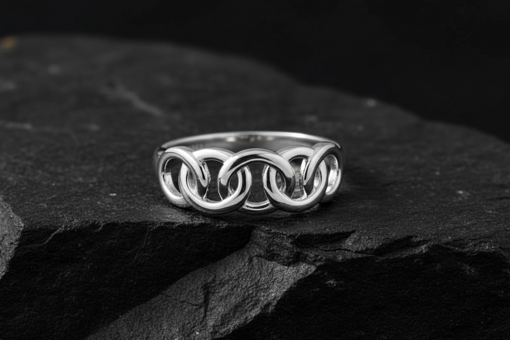 Link Ring – Sterling Silver with High Polish Finish