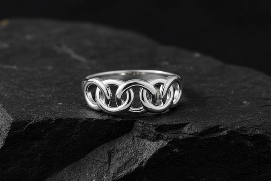 Sterling Silver Chain Link Ring: High Polish Stacking Band