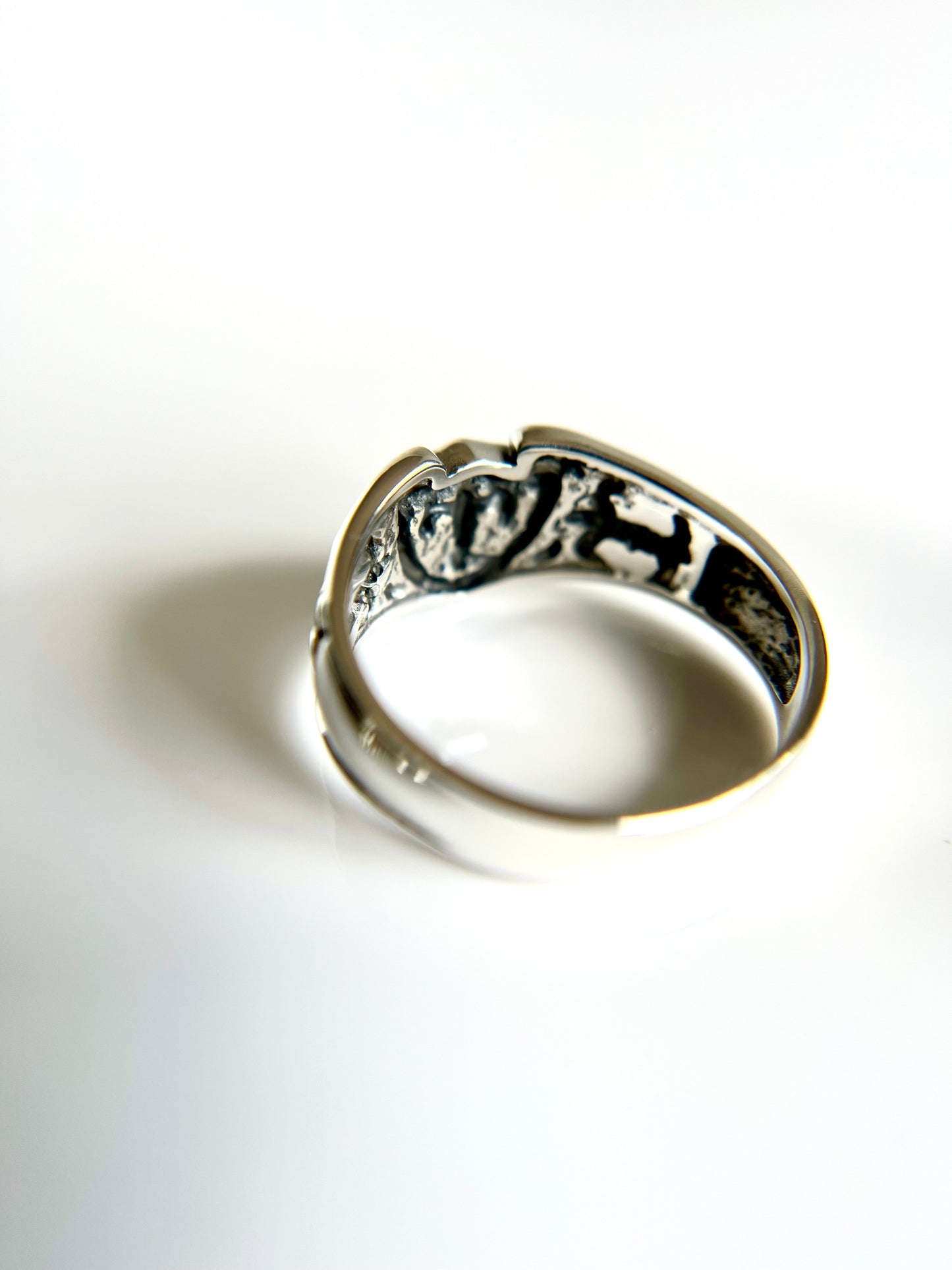 Fleur De Lis Shield Ring