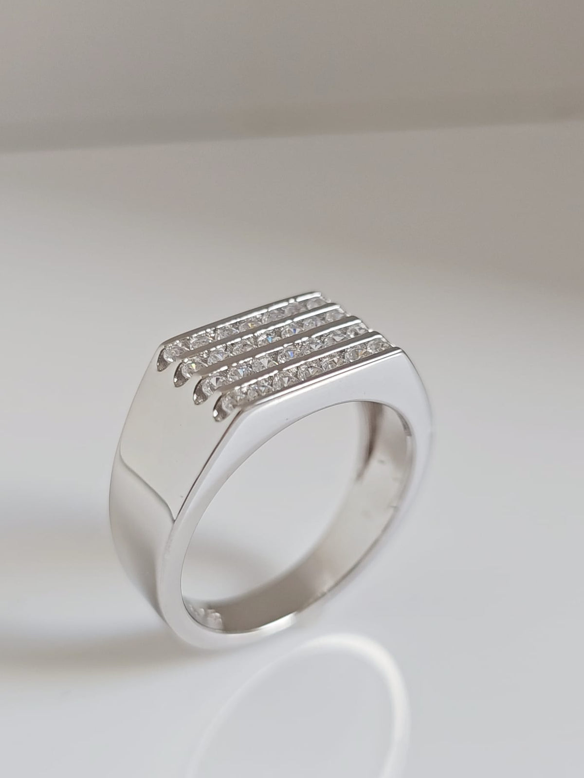 Classy Stone Men's Signet Ring – 925 Sterling Silver