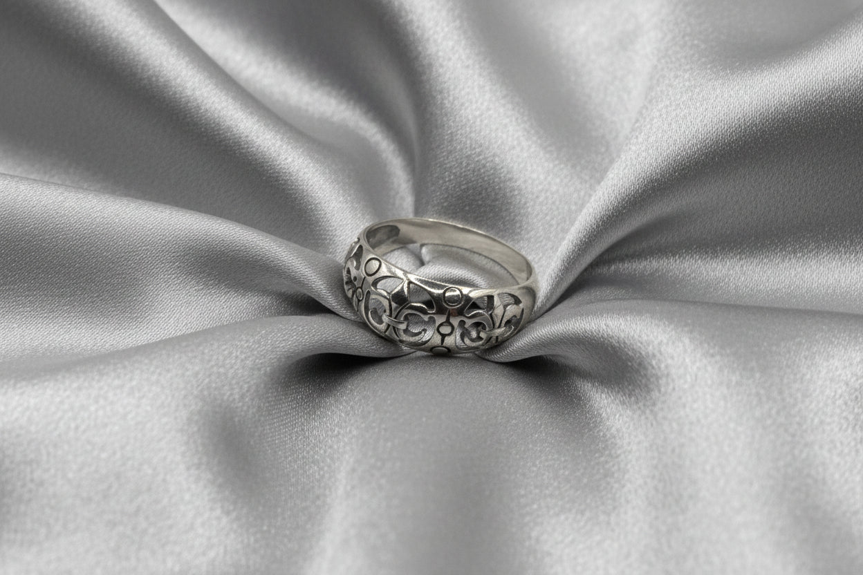 Fleur De Lis Concave