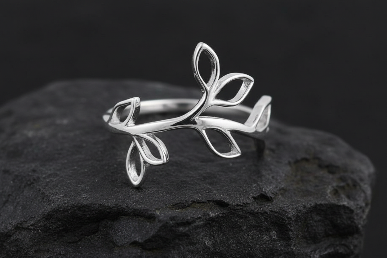 Sterling Silver Leaves Ring, Leaf Women's Ring, Olive Ring, Statement Band, 925 non tarnish Silver, sizes 3-13