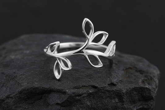 Sterling Silver Leaves Ring, Leaf Women's Ring, Olive Ring, Statement Band, 925 non tarnish Silver, sizes 3-13