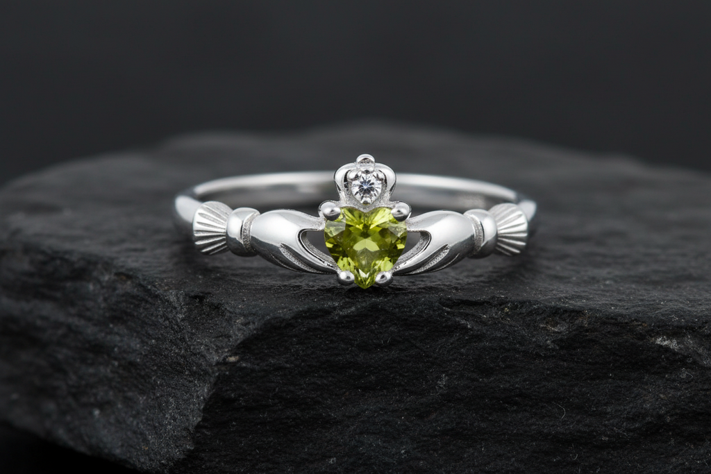 Claddagh Peridot Ring