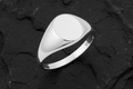 Simple Elegance Unisex Signet Band