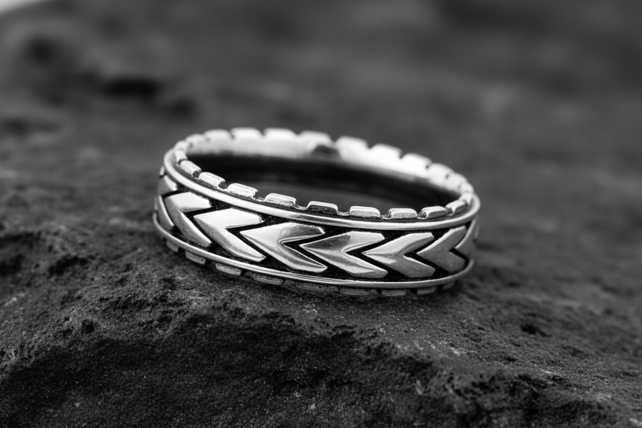 The Arrowhead Simple Men's Ring, Double Crown Heartrd Sterling Silver Men's Ring, Gift for him, Engagement Band for Men, Unisex, Wedding