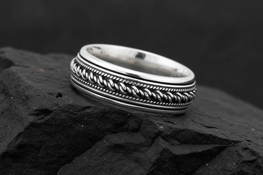 Men's Bali Spinner Engagement Band