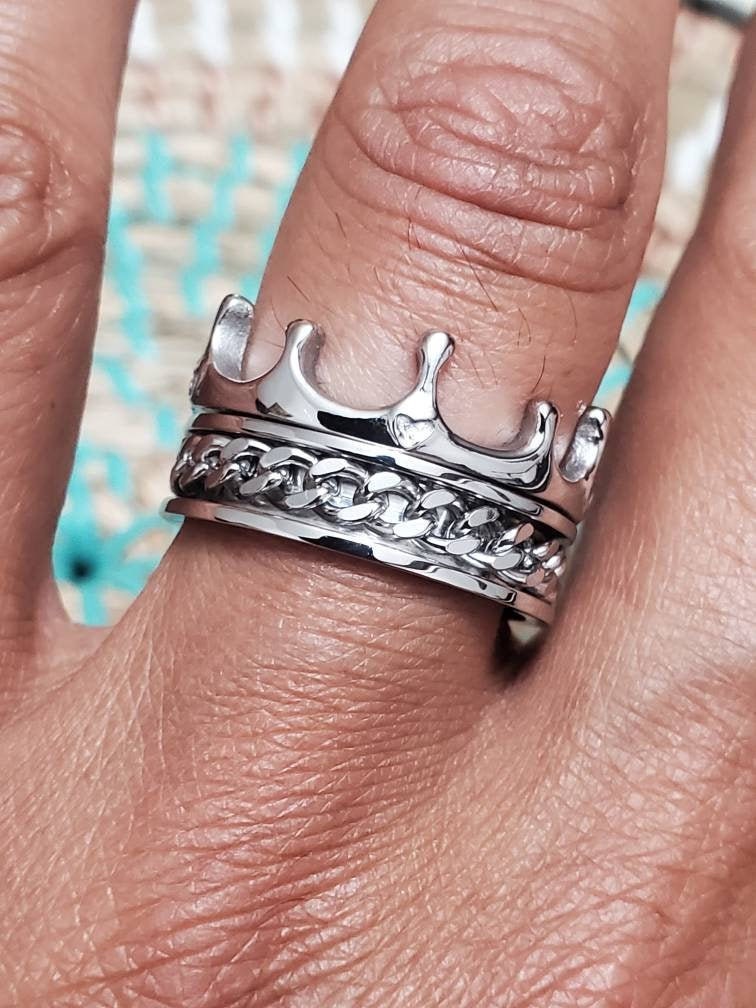 Crown Unisex Ring – Stainless Steel