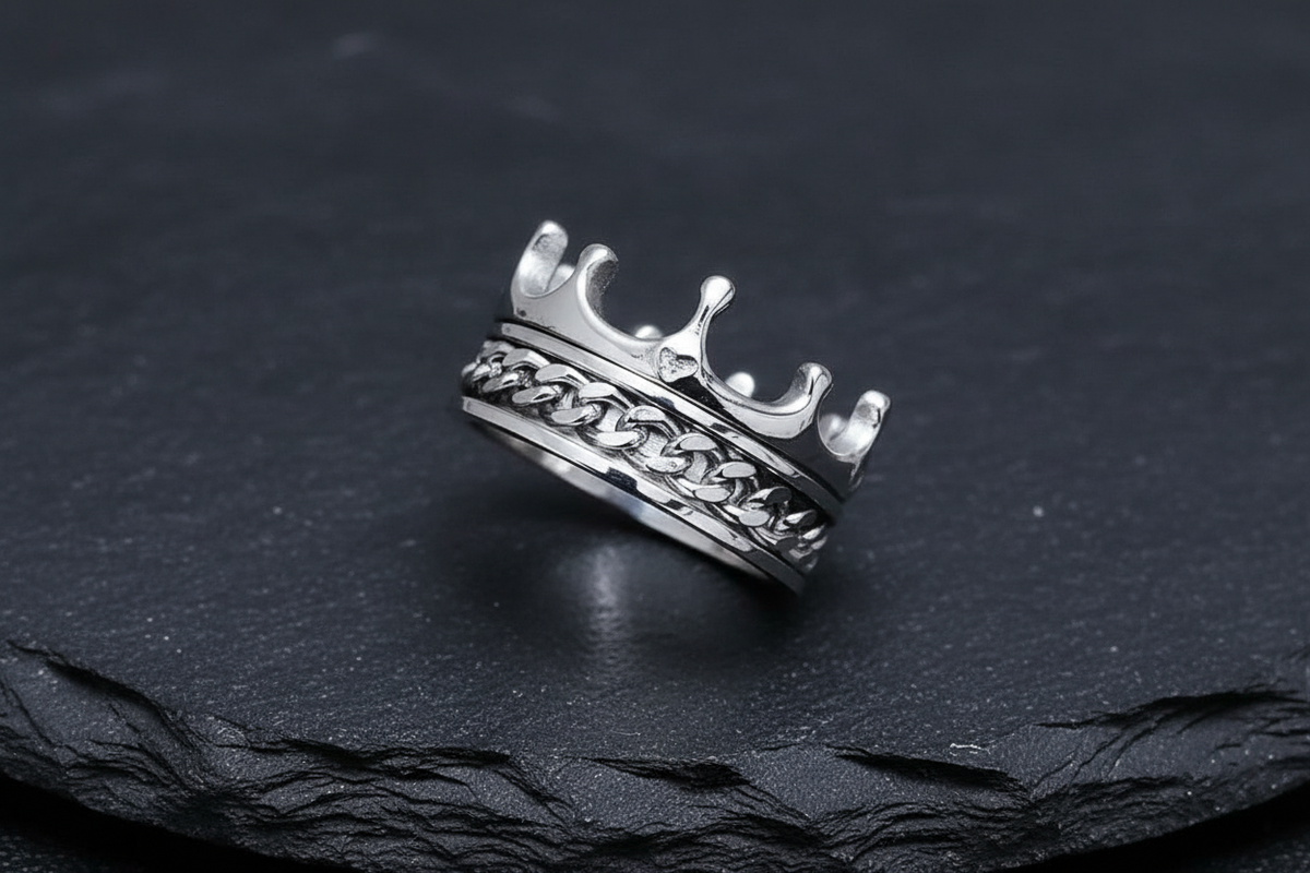 Crown Unisex Ring – Stainless Steel
