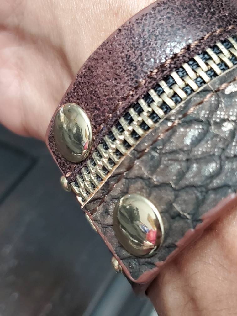 Handmade Leather Bracelet Zipper Design