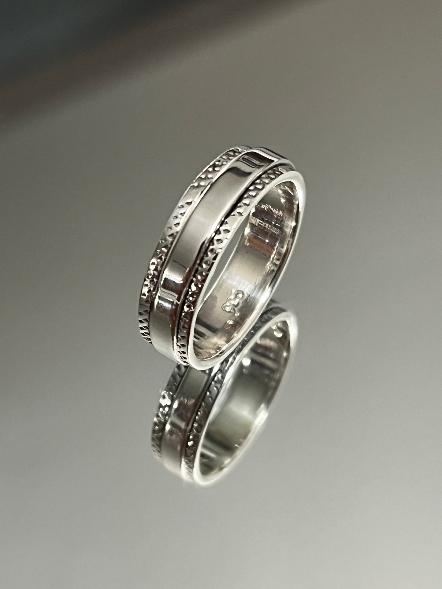 Design Sterling Silver Spinner Ring