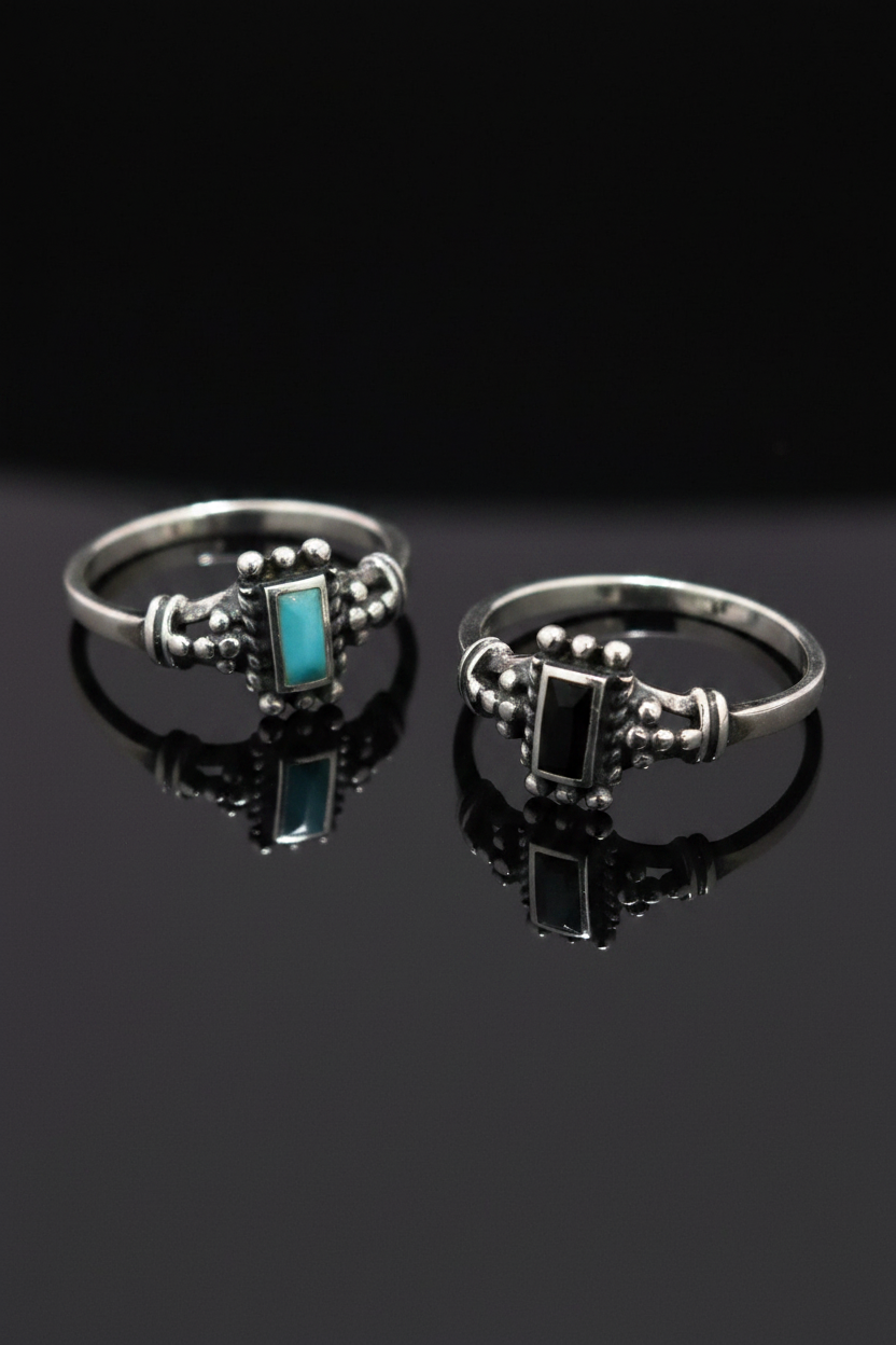 Black Agate Signet Ring – Sterling Silver