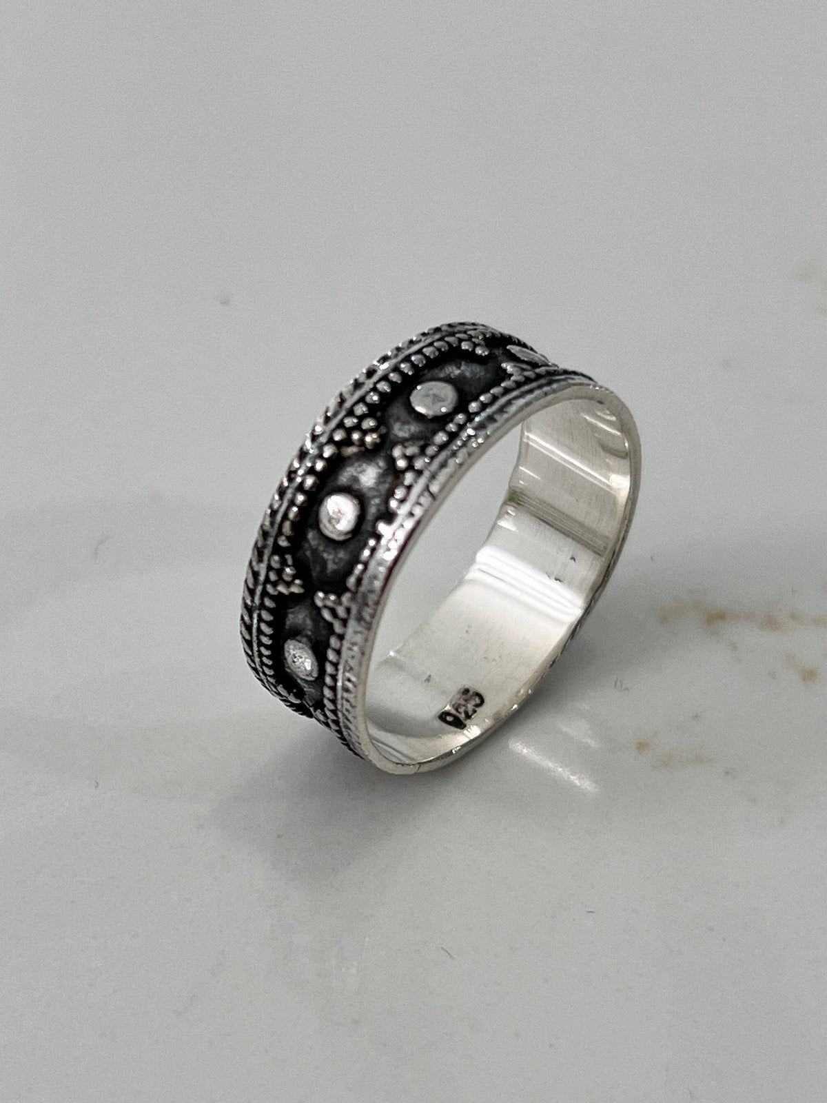 Spotted Bali Men's Ring – 925 Sterling Silver