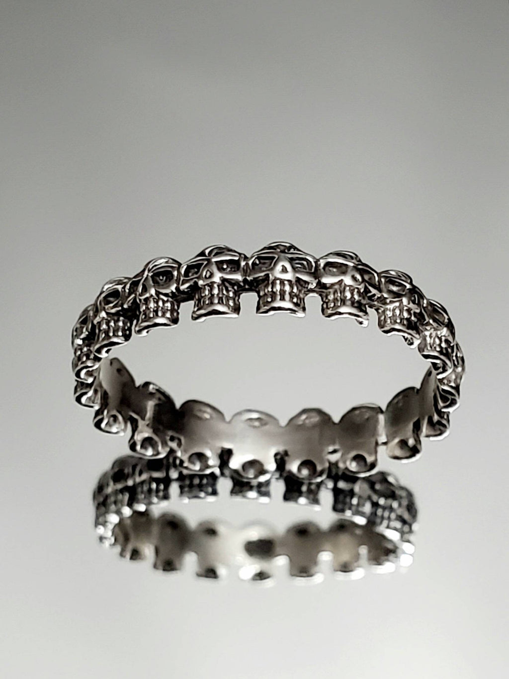 Thin Skull Men's Ring – 925 Sterling Silver