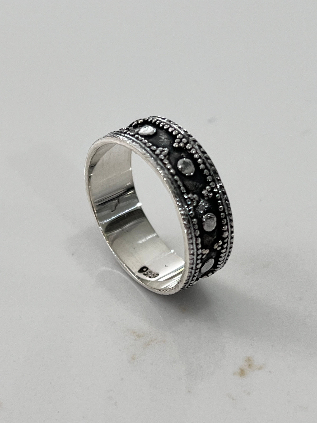 Spotted Bali Men's Ring – 925 Sterling Silver