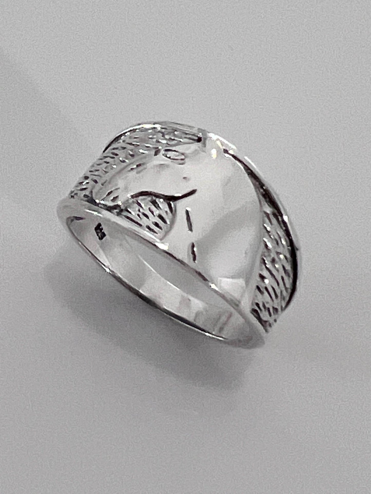 Horse Shoe Designed Equestrian Ring