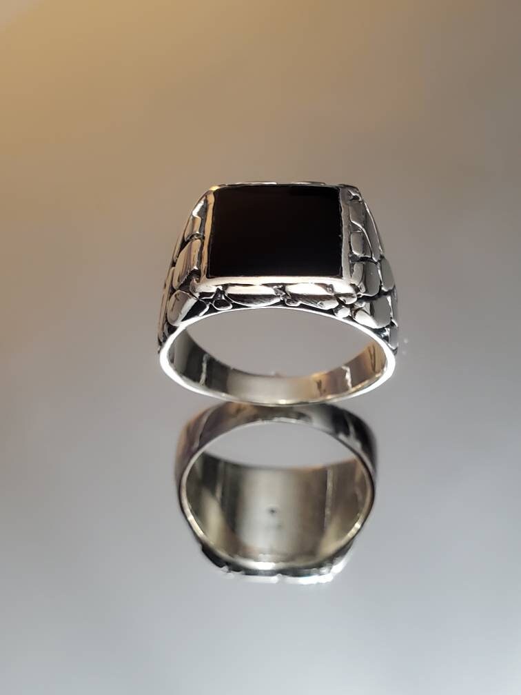 Onyx Masculine Men's Ring