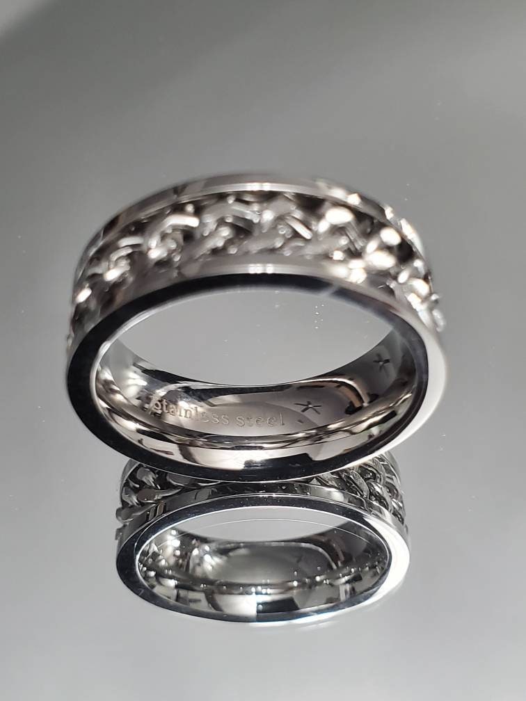 8mm Polished Stainless Steel Chain Link Spinner Ring – Men’s Wedding Band & Meditation Ring (316L)