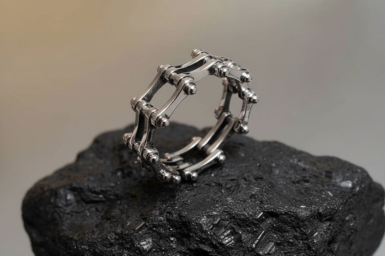 Ultimate Comfort Fit Biker Chain Ring: Perfect for BMX and Motocross Enthusiasts!