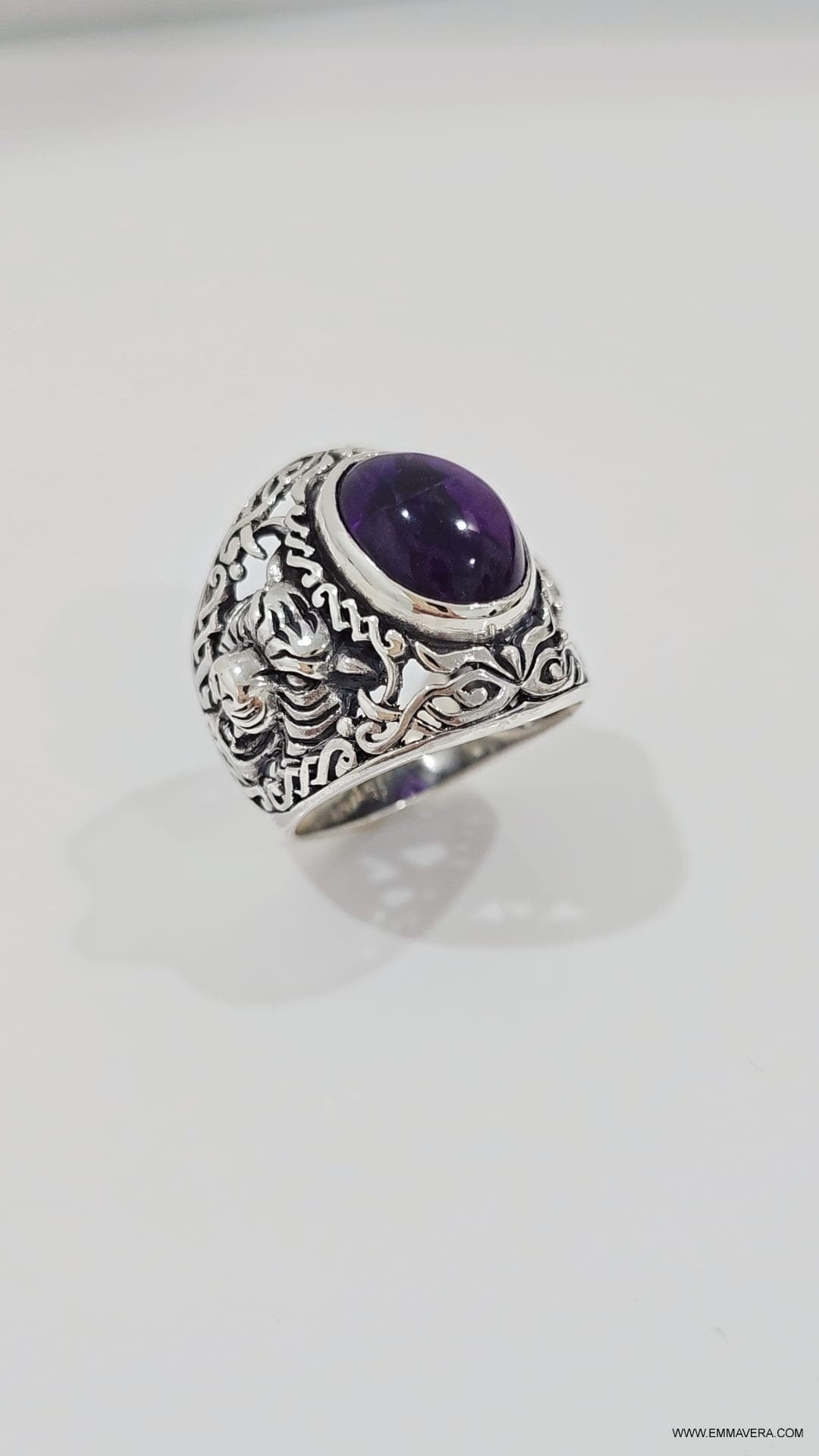 Tiger Amethyst Signet Ring