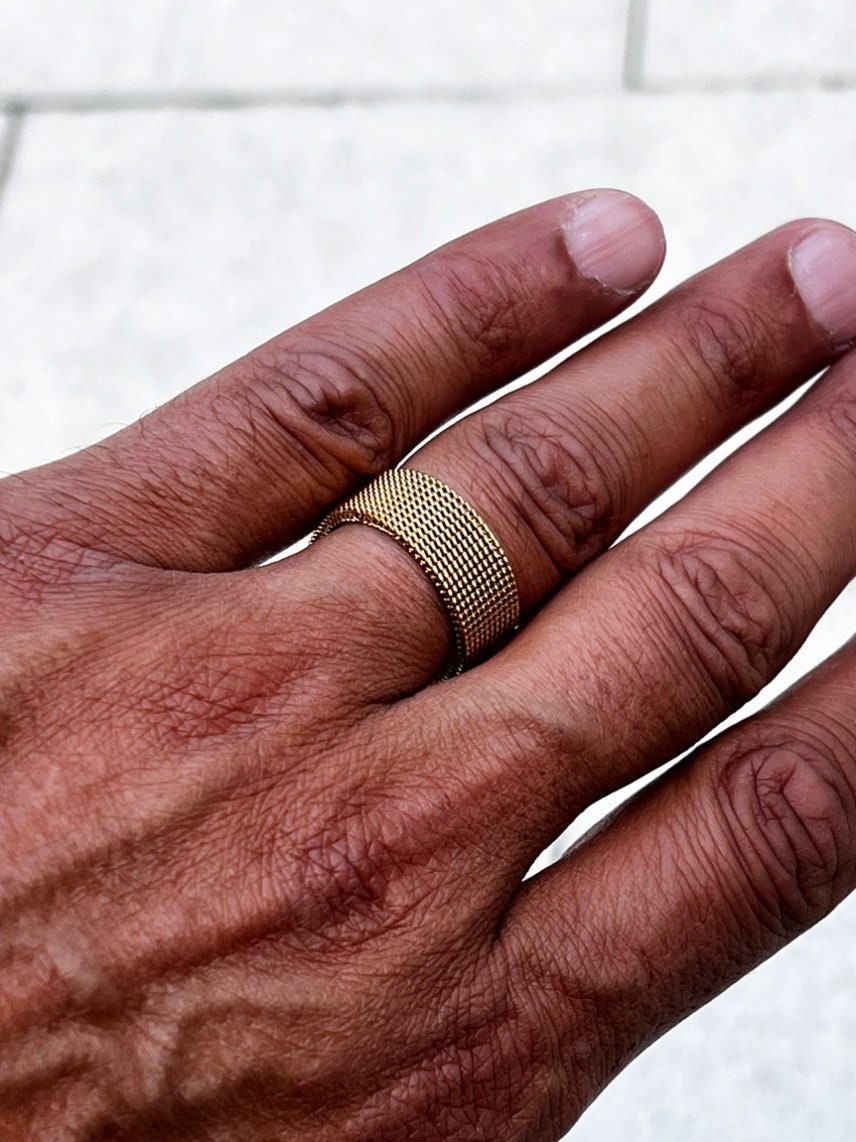 Gold Color Mesh Wedding Band – 8mm Width