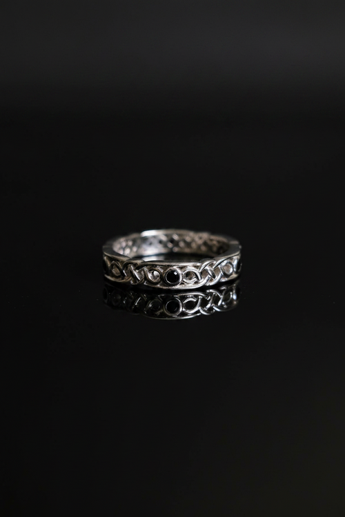 Celtic Braided Thumb Onyx Ring – 925 Sterling Silver