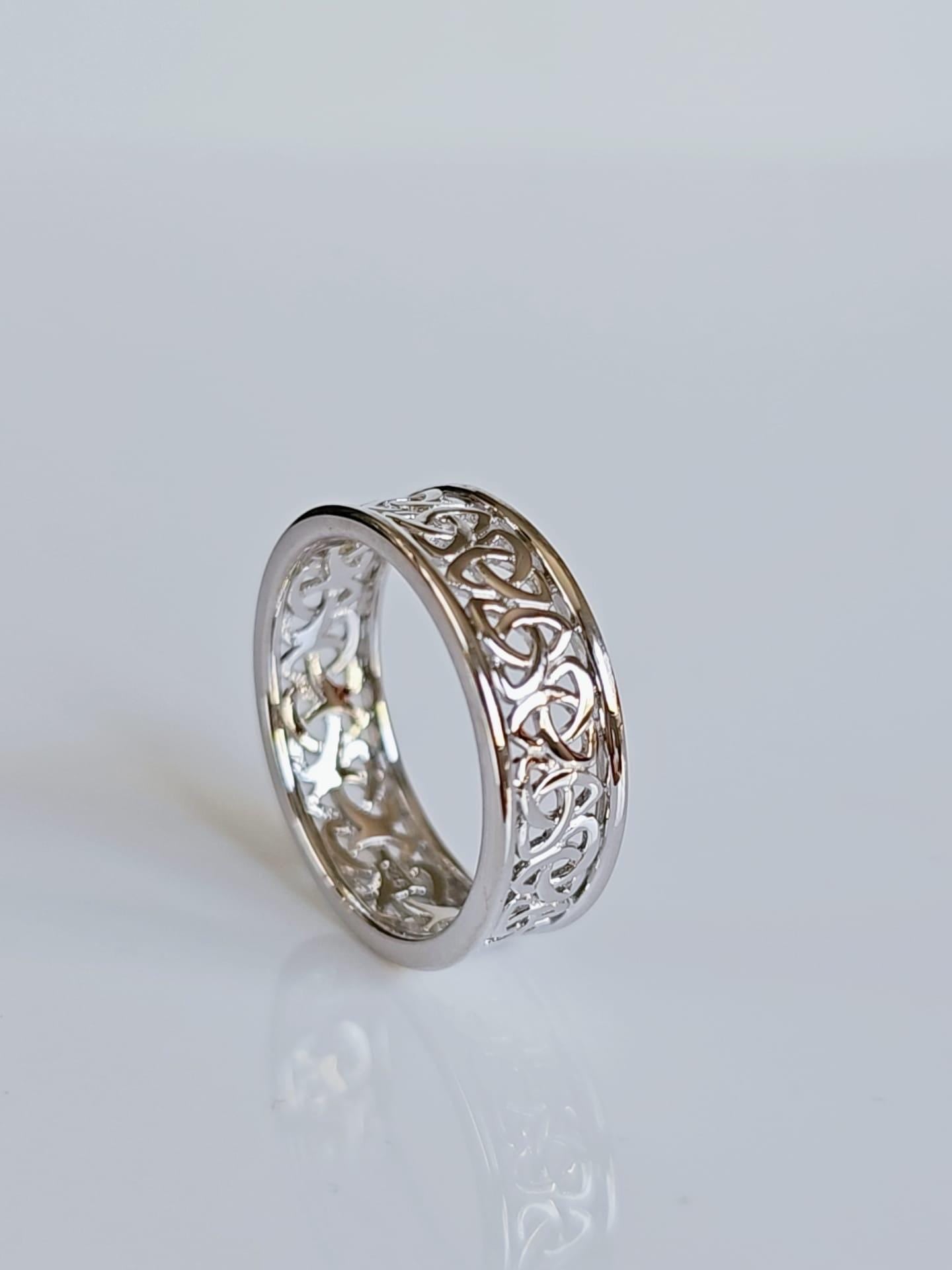 Celtic Outer Rims Sterling Silver Ring Timeless Triquetra Elegance with Ancient Heritage