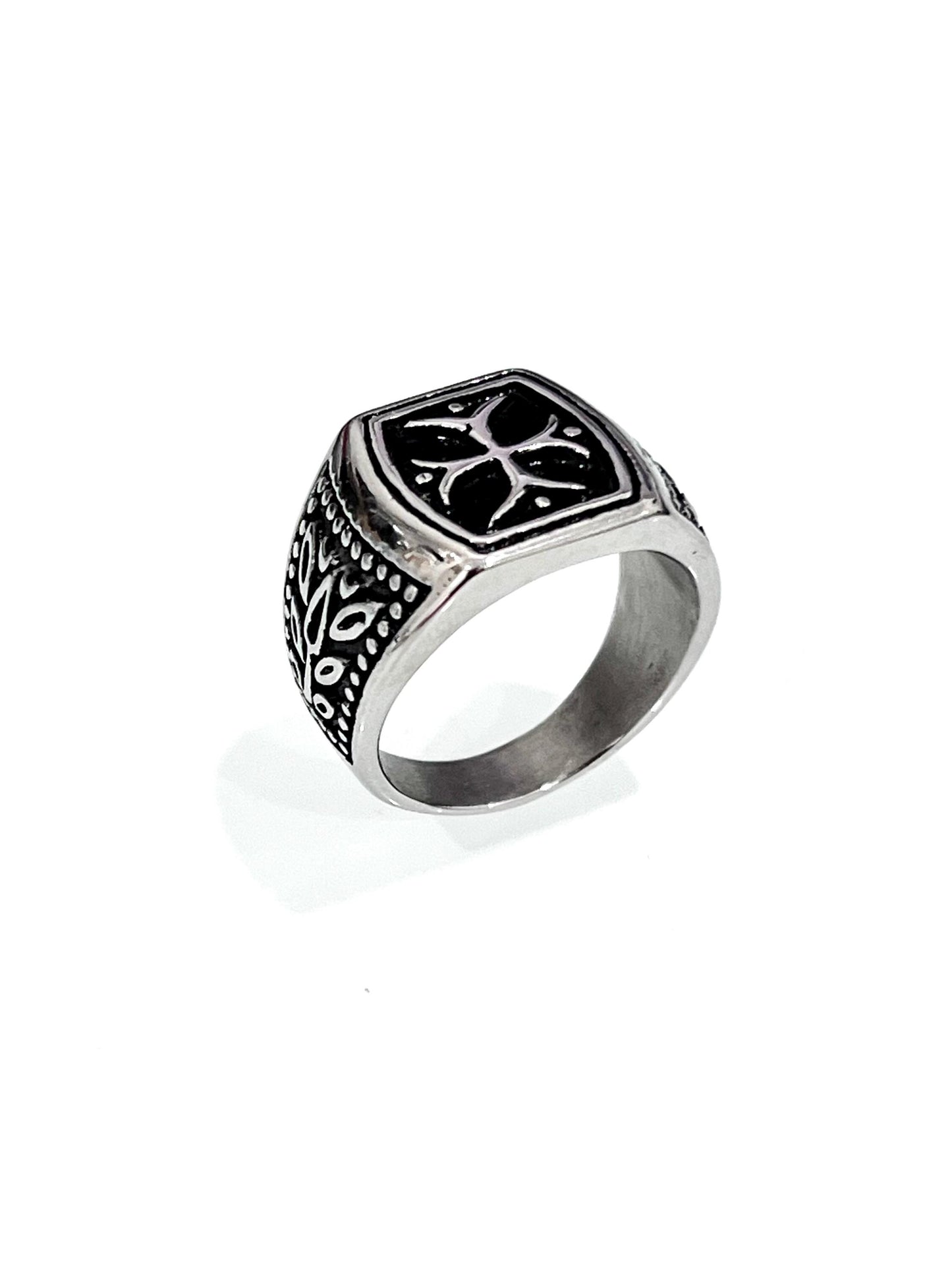 Men's Stainless Steel Cross Shield Ring: Medieval Style