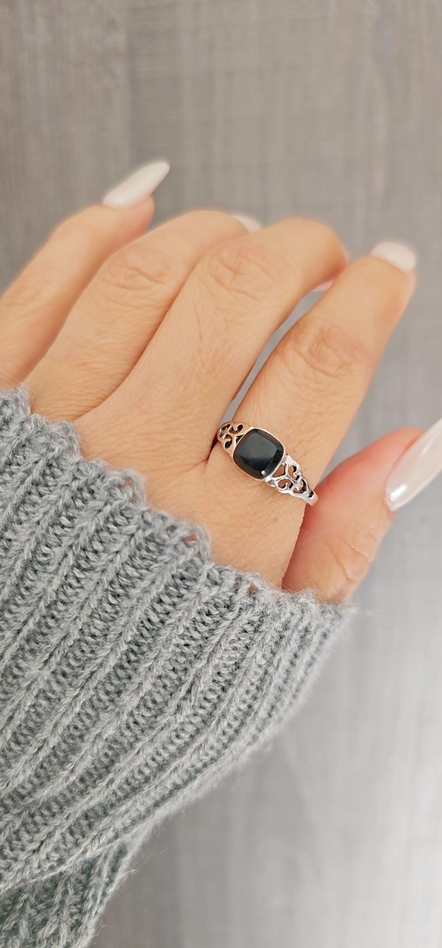 Onyx Sterling Silver Ring: Thin Band, Celtic Claddagh Design