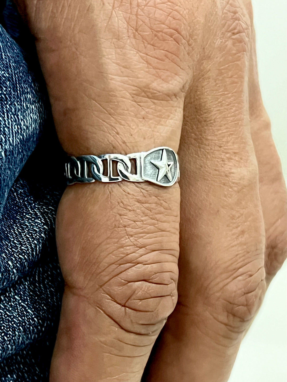 Shooting Star Unisex Ring – 10mm Band Width