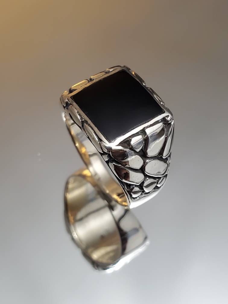 Onyx Masculine Men's Ring